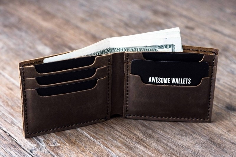 wallet dream meaning, dream about wallet, wallet dream interpretation, seeing in a dream wallet